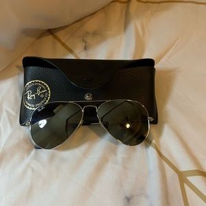 Ray Ban Aviator Sunglasses
